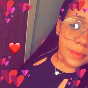 Meet your Posher, Esmali